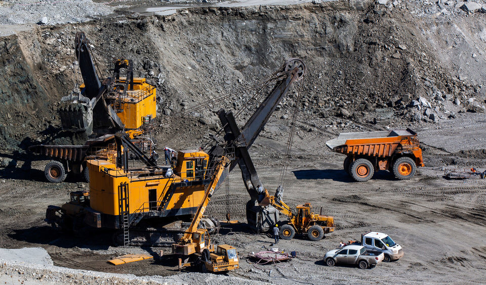 Mining & Manufacturing
